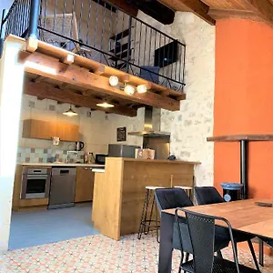 https://appartement-de-charme-dans-le-centre-historique.fr-provencehotel.com